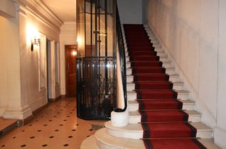 Modernisation d’un ascenseur – Paris XVI